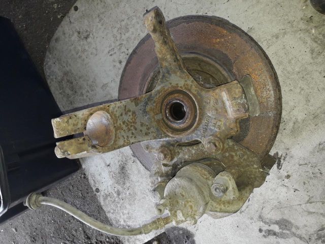 bontott FORD FOCUS II Jobb első Csonkállvány Kerékaggyal