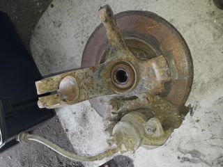 bontott FORD FOCUS II Jobb első Csonkállvány Kerékaggyal