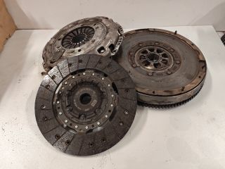 bontott FORD FOCUS II Kettős tömegű Lendkerék