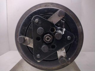 bontott FORD FOCUS II Klímakompresszor