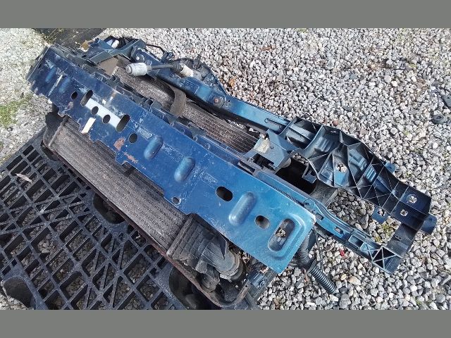 bontott FORD FOCUS II Komplett Homlokfal (Részeivel)