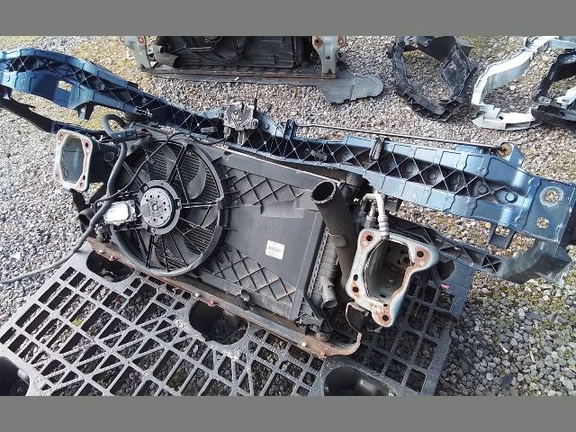 bontott FORD FOCUS II Komplett Homlokfal (Részeivel)