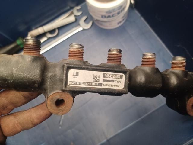 bontott FORD FOCUS II Közösnyomócső