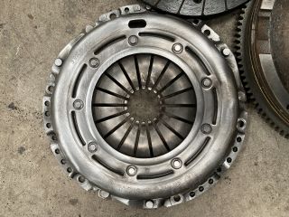 bontott FORD FOCUS II Kuplung Szett Lendkerékkel