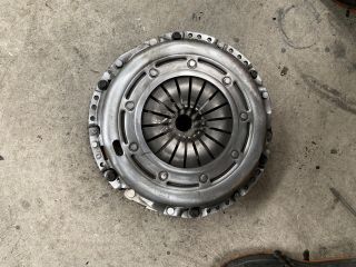 bontott FORD FOCUS II Kuplung Szett Lendkerékkel