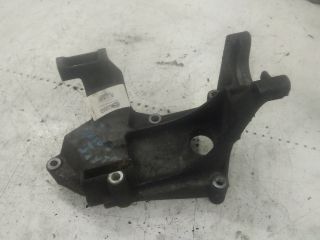 bontott FORD FOCUS II Motor Tartó Bak (Fém)