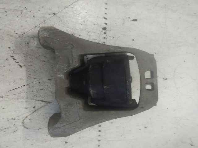 bontott FORD FOCUS II Motor Tartó Bak (Fém)