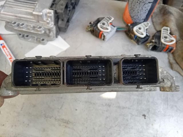 bontott FORD FOCUS II Motorvezérlő