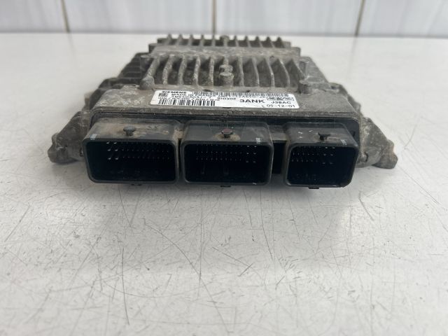 bontott FORD FOCUS II Motorvezérlő