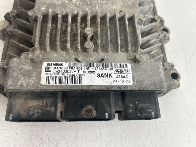 bontott FORD FOCUS II Motorvezérlő