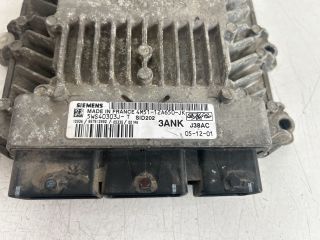 bontott FORD FOCUS II Motorvezérlő