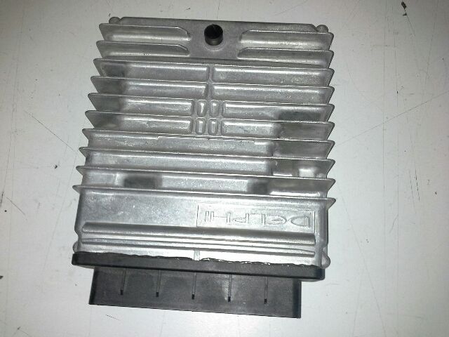 bontott FORD FOCUS II Motorvezérlő