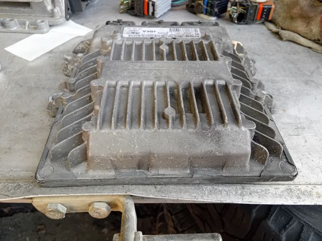 bontott FORD FOCUS II Motorvezérlő