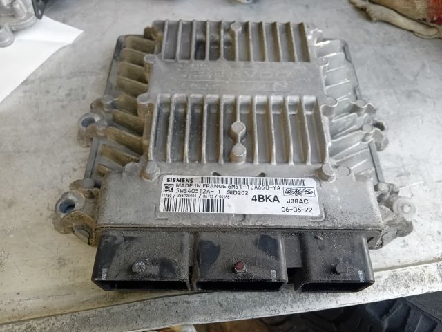 bontott FORD FOCUS II Motorvezérlő