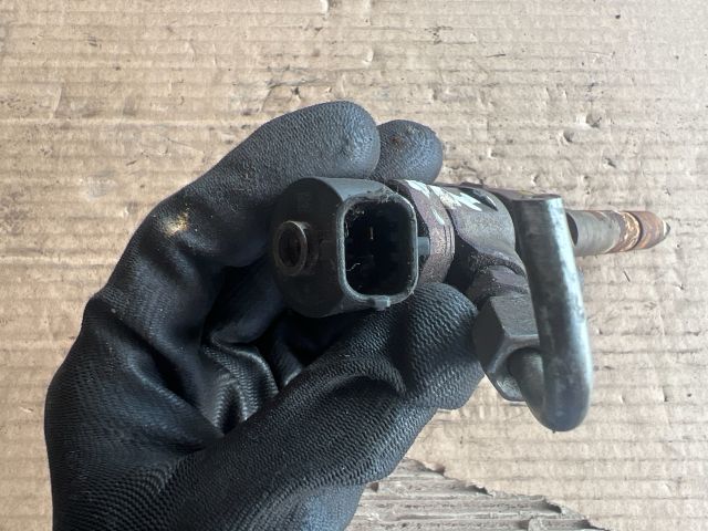 bontott FORD FOCUS II Porlasztó (1 db)