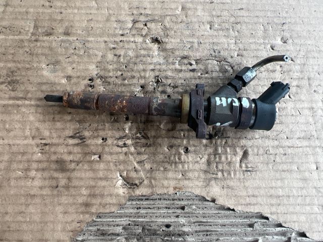 bontott FORD FOCUS II Porlasztó (1 db)