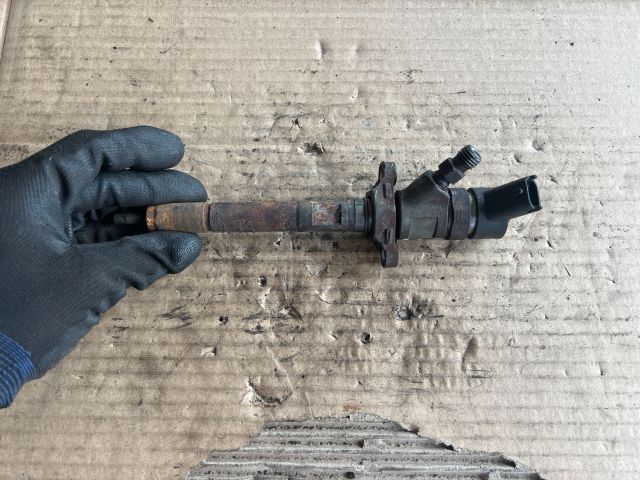 bontott FORD FOCUS II Porlasztó (1 db)