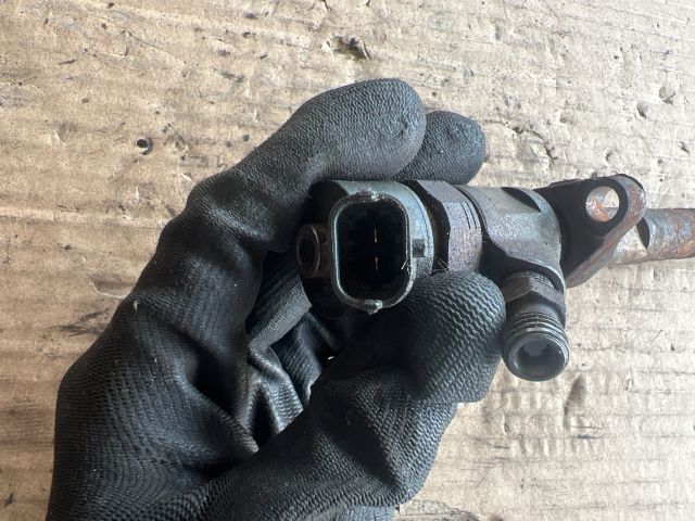 bontott FORD FOCUS II Porlasztó (1 db)