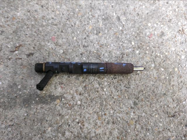 bontott FORD FOCUS II Porlasztó (1 db)