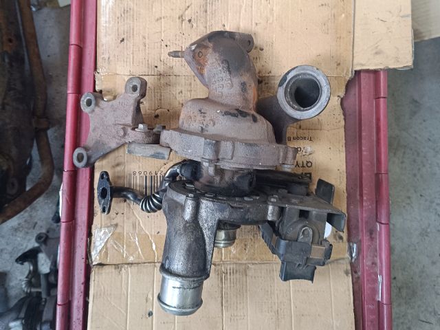 bontott FORD FOCUS II Turbó