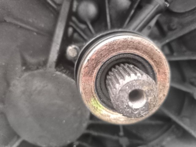 bontott FORD FOCUS II Váltó (Mechanikus)