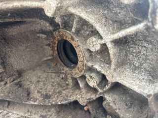 bontott FORD FOCUS II Váltó (Mechanikus)