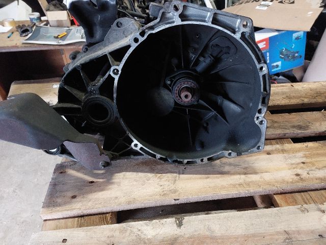 bontott FORD FOCUS II Váltó (Mechanikus)