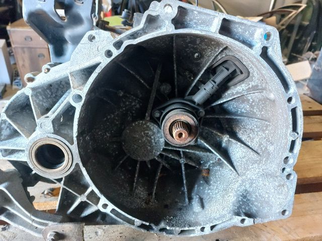 bontott FORD FOCUS II Váltó (Mechanikus)