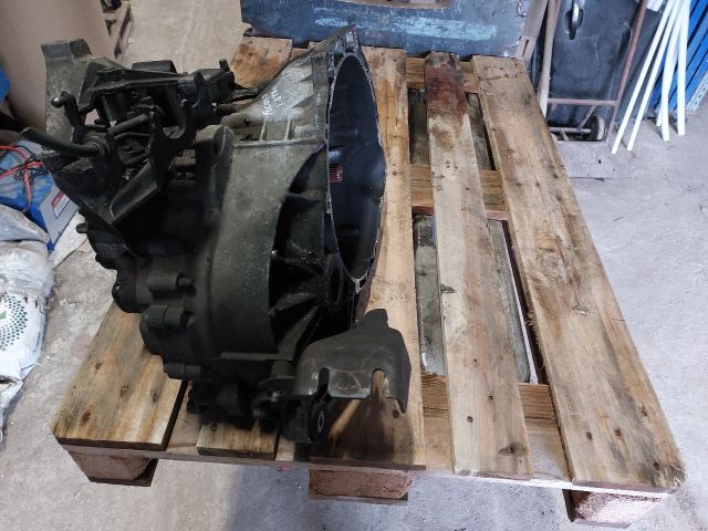 bontott FORD FOCUS II Váltó (Mechanikus)