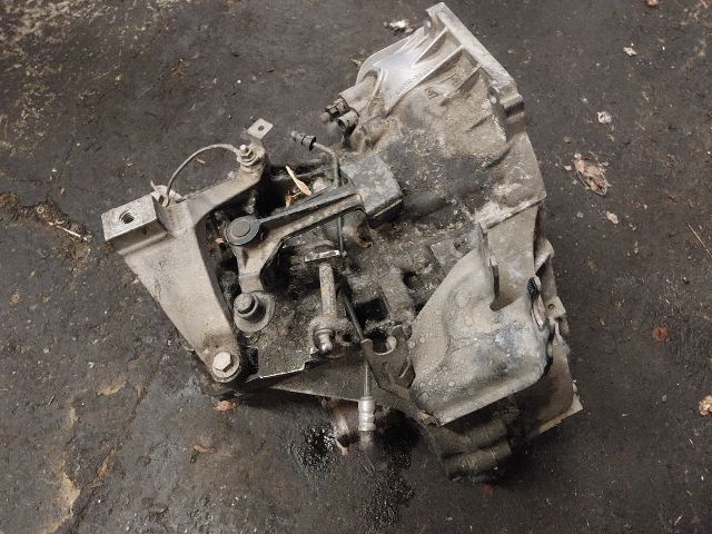 bontott FORD FOCUS II Váltó (Mechanikus)