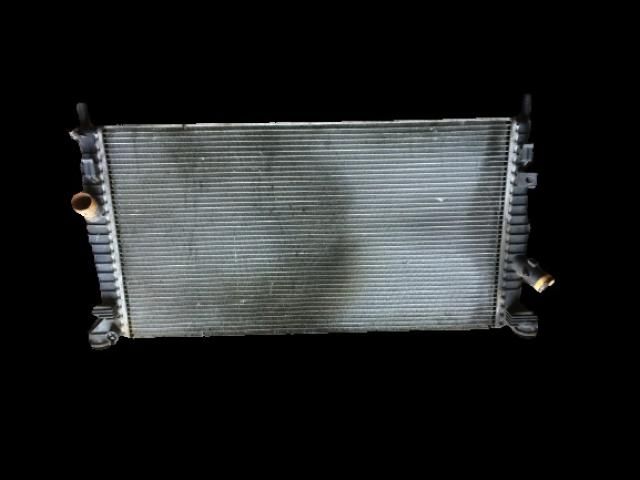 bontott FORD FOCUS II Vízhűtő Radiátor (Nem klímás)