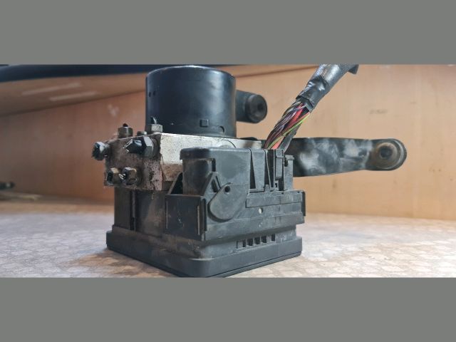 bontott FORD FOCUS II ABS Kocka