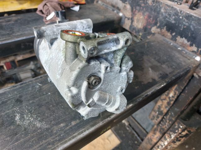 bontott FORD FOCUS II Klímakompresszor