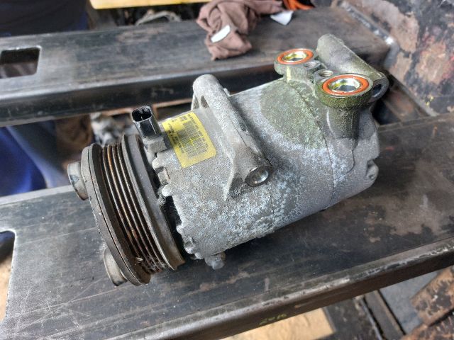 bontott FORD FOCUS II Klímakompresszor