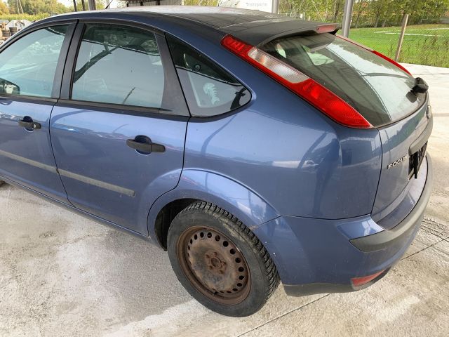 bontott FORD FOCUS II Bal első Csonkállvány Kerékaggyal