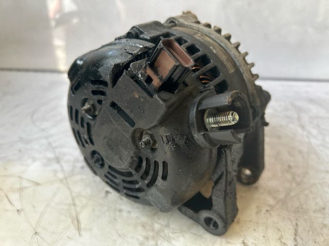 bontott FORD FOCUS II Generátor