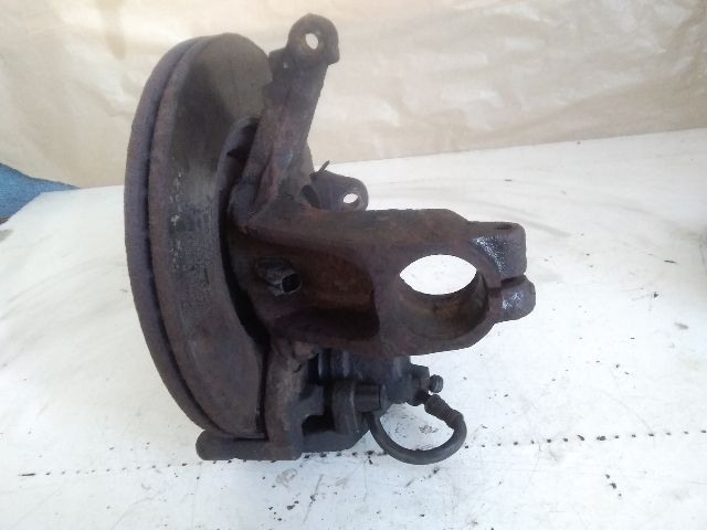 bontott FORD FOCUS II Jobb első Csonkállvány Kerékaggyal