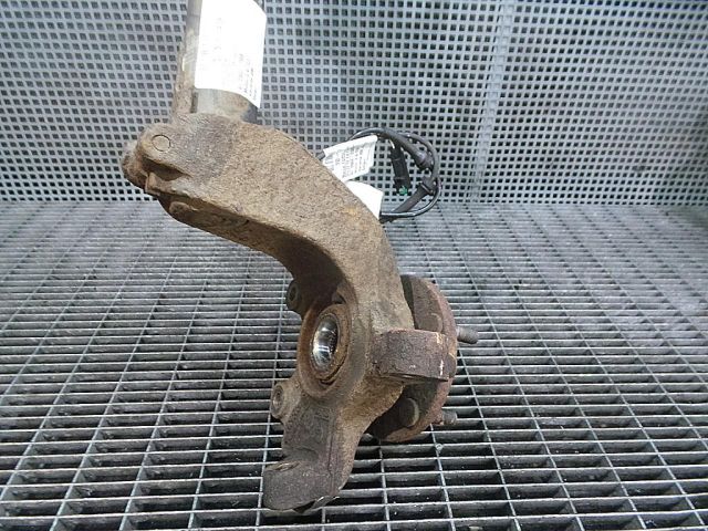 bontott FORD FOCUS II Jobb első Csonkállvány