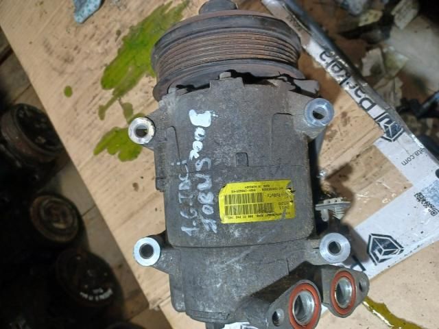 bontott FORD FOCUS II Klímakompresszor