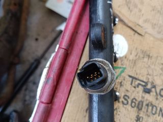 bontott FORD FOCUS II Közösnyomócső