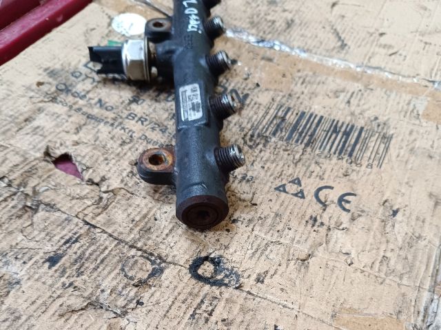 bontott FORD FOCUS II Közösnyomócső