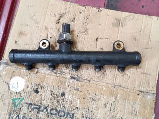 bontott FORD FOCUS II Közösnyomócső