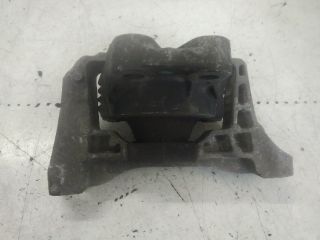 bontott FORD FOCUS II Motor Tartó Bak (Fém)