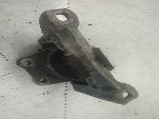 bontott FORD FOCUS II Motor Tartó Bak (Fém)