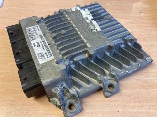 bontott FORD FOCUS II Motorvezérlő