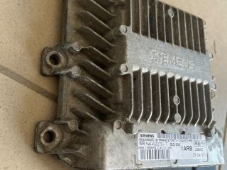 bontott FORD FOCUS II Motorvezérlő