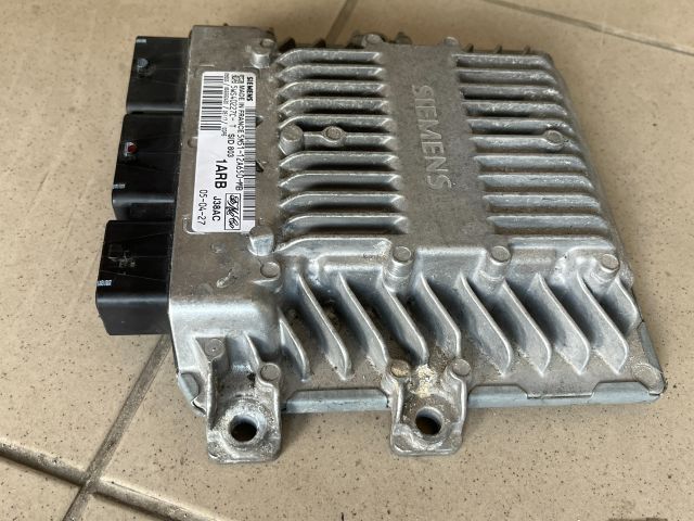 bontott FORD FOCUS II Motorvezérlő