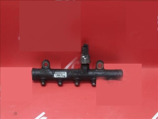 bontott FORD FOCUS II Porlasztó Sor / Híd