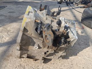 bontott FORD FOCUS II Váltó (Mechanikus)