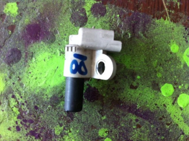 bontott FORD FOCUS II Vezérműtengely Fordulatszám Jeladó